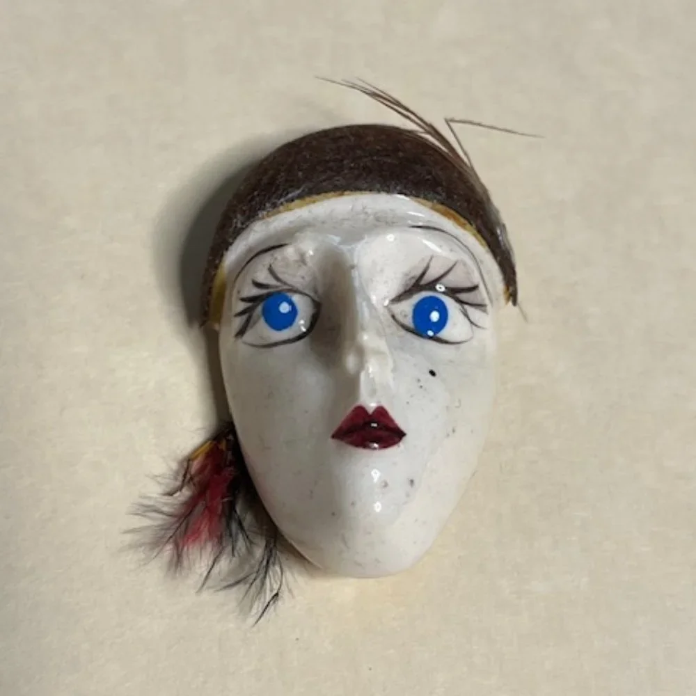 VTG Art Deco Lady Woman Head Brooch Pin Hand Painted Velvet Hat Blue Eyes 1.5